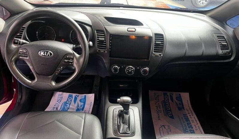
								Kia Cerato full									
