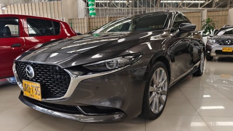
								Mazda 3 Grand Touring full									