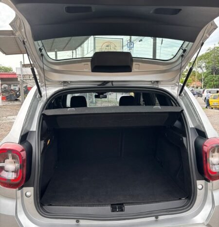 
								Renault Duster full									