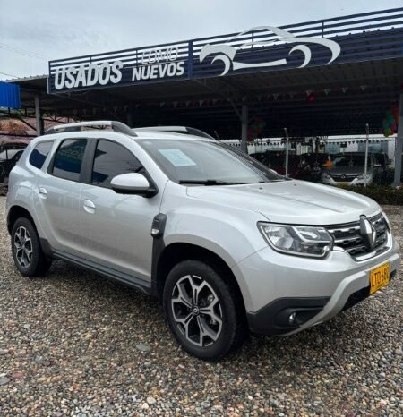 
								Renault Duster full									