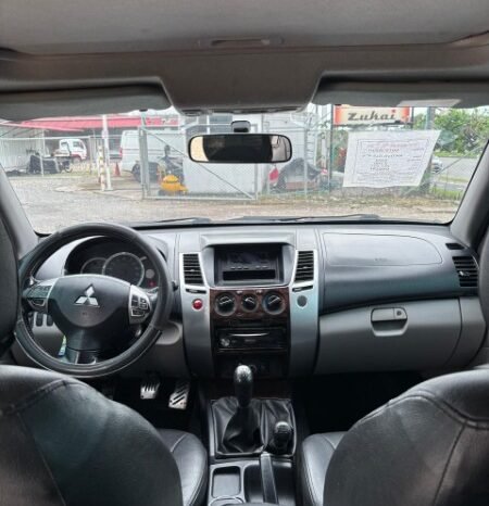
								MITSUBISHI NATIVA full									