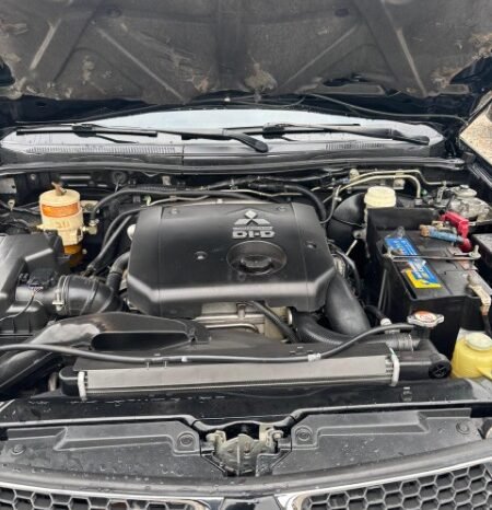 
								MITSUBISHI NATIVA full									