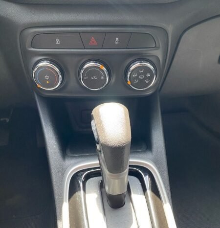 
								Chevrolet Tracker full									