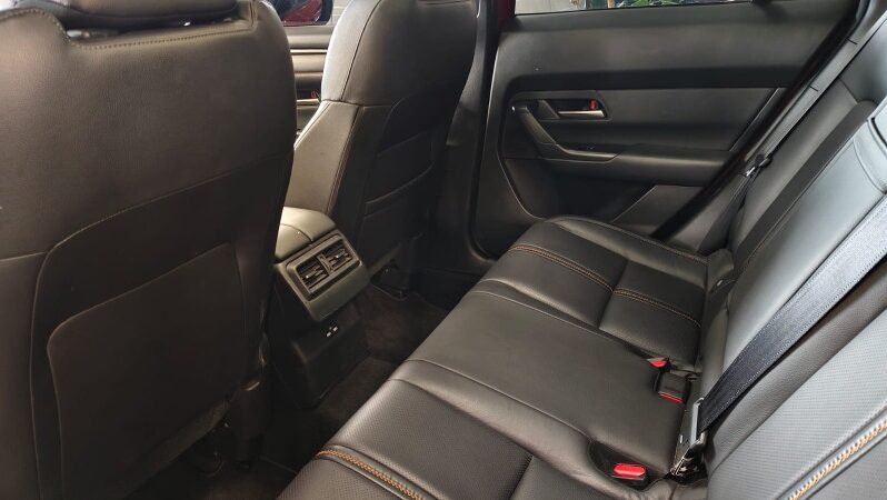 
								Mazda CX-50 full									