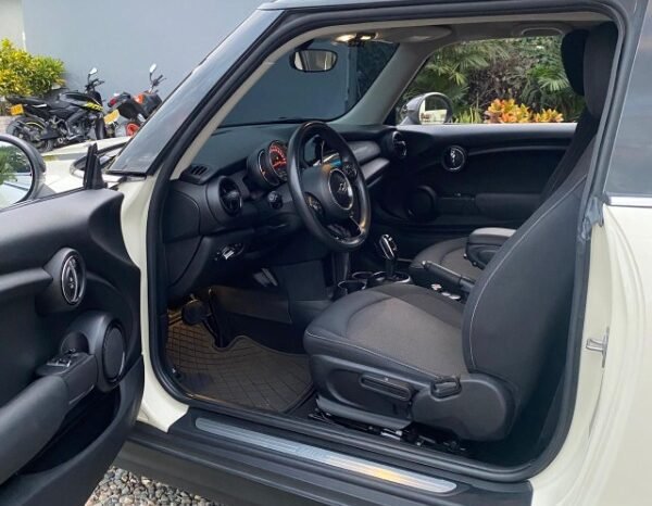 
								Mini Cooper 2019 full									
