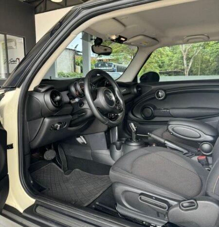 
								Mini Cooper 2019 full									