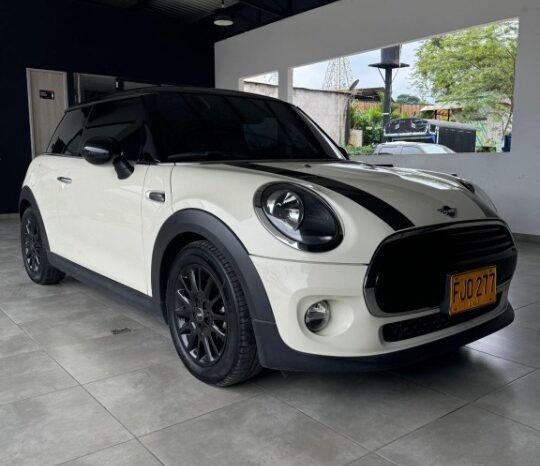
								Mini Cooper 2019 full									