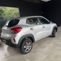 
										Renault Kwid full									