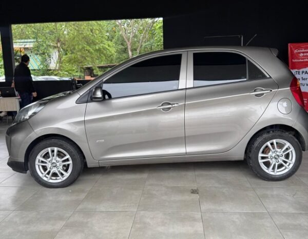 
								Kia Picanto full									