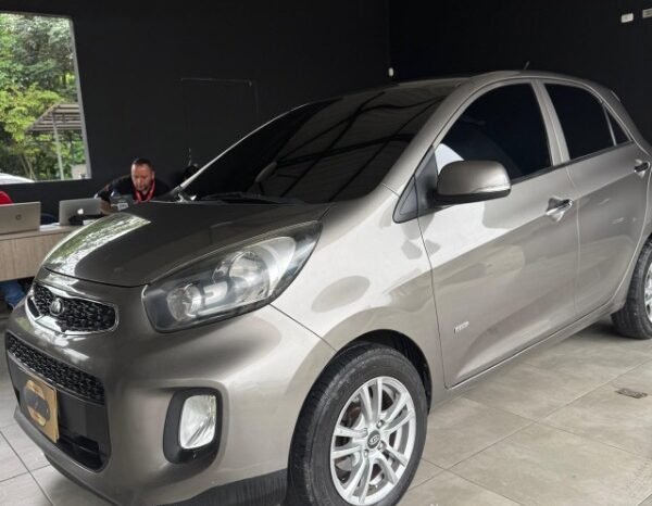 
								Kia Picanto full									
