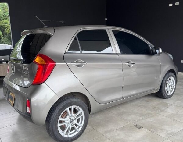 
								Kia Picanto full									