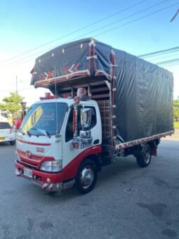 
										HINO CAMION HINO N300 DE ESTACAS full									