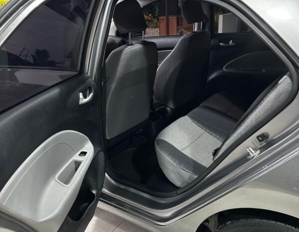 
								Kia Soluto full									