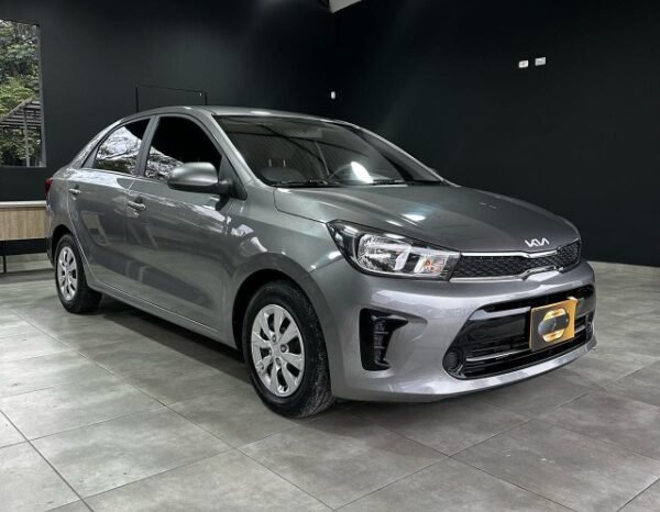 
								Kia Soluto full									