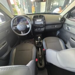 
										Renault Kwid full									