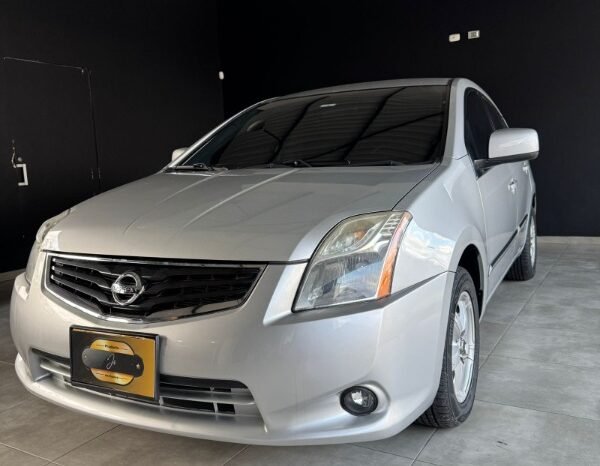 
								Nissan Sentra full									