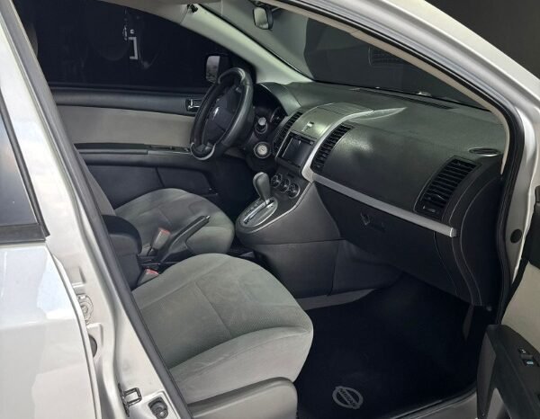 
								Nissan Sentra full									