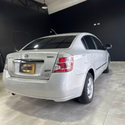 
										Nissan Sentra full									