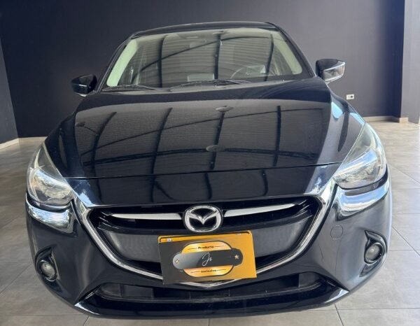 
								Mazda 2 gran touring full									