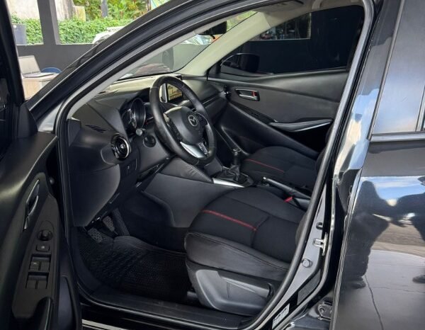 
								Mazda 2 gran touring full									