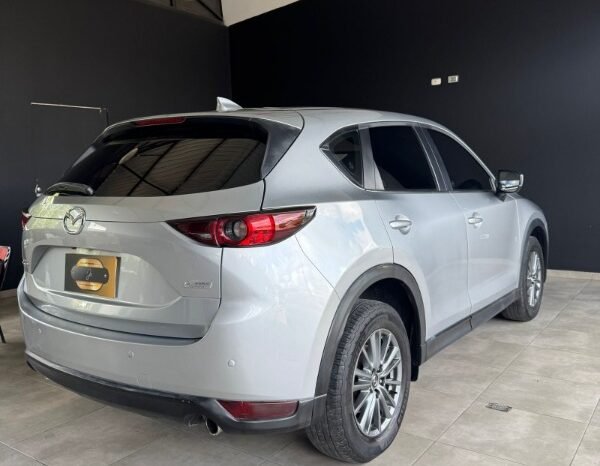 
								Mazda CX5 full									