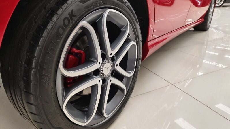 
								Mercedes-Benz A200 full									