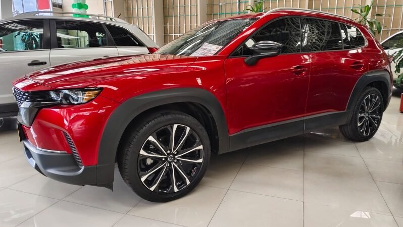 
								Mazda CX-50 full									