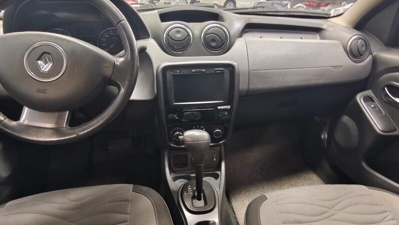 
								Renault Duster full									