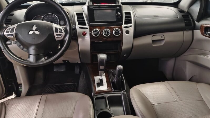 
								Mitsubishi NATIVA full									