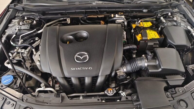 
								Mazda 3 Grand Touring full									
