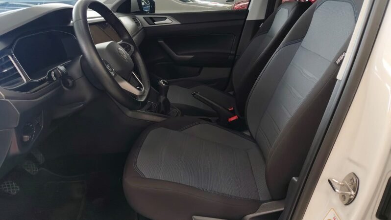 
								Volkswagen Nivus full									