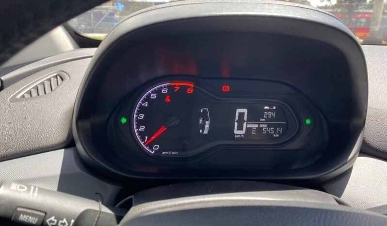 
								Chevrolet Onix full									