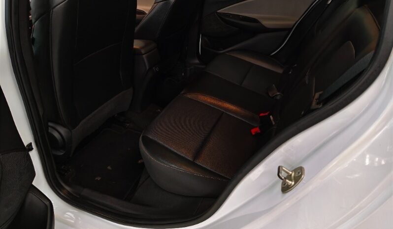 
								Chevrolet Onix full									