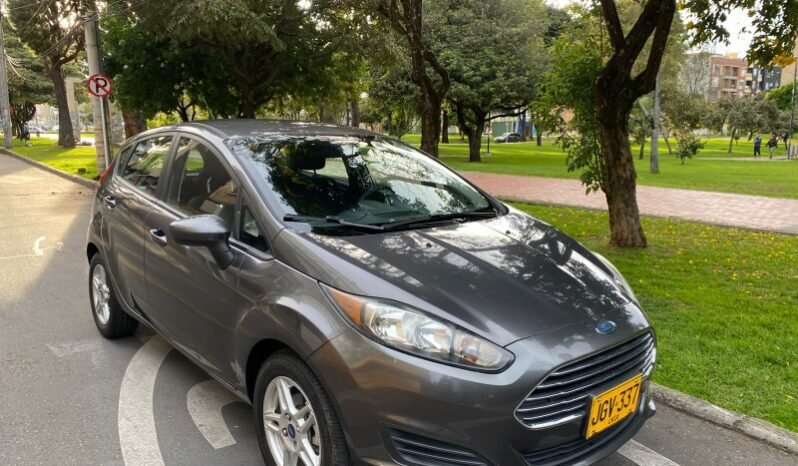 
								Ford ford fiesta se full									