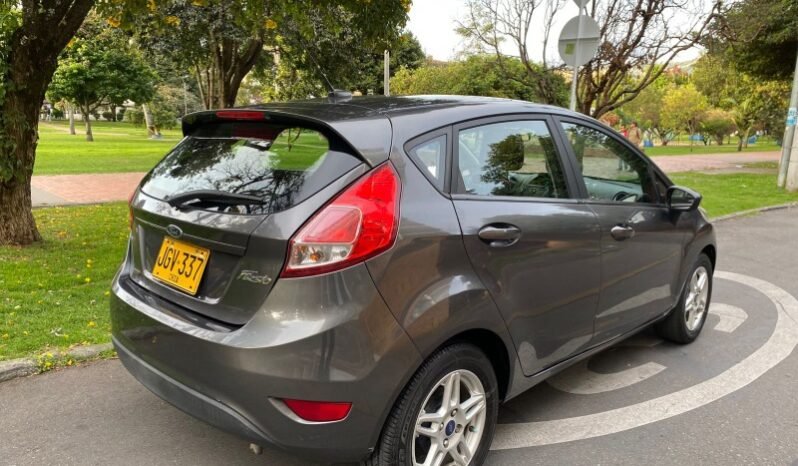 
								Ford ford fiesta se full									