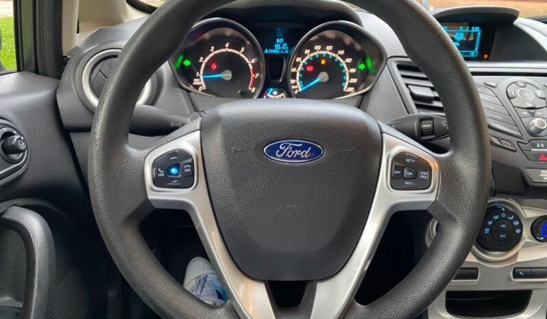 
								Ford ford fiesta se full									