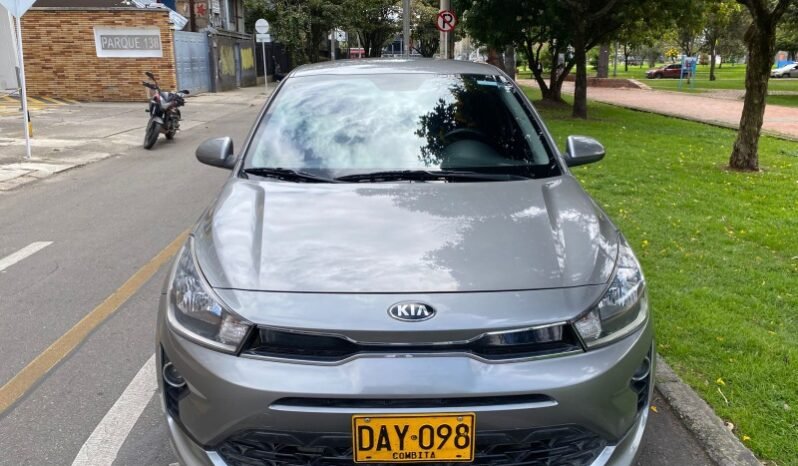
								Kia Rio full									