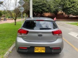 
										Kia Rio full									