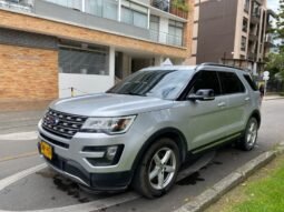 
										Ford explorer xlt full									