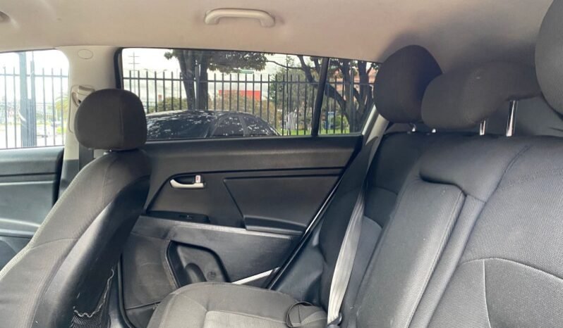 
								Kia Sportage full									