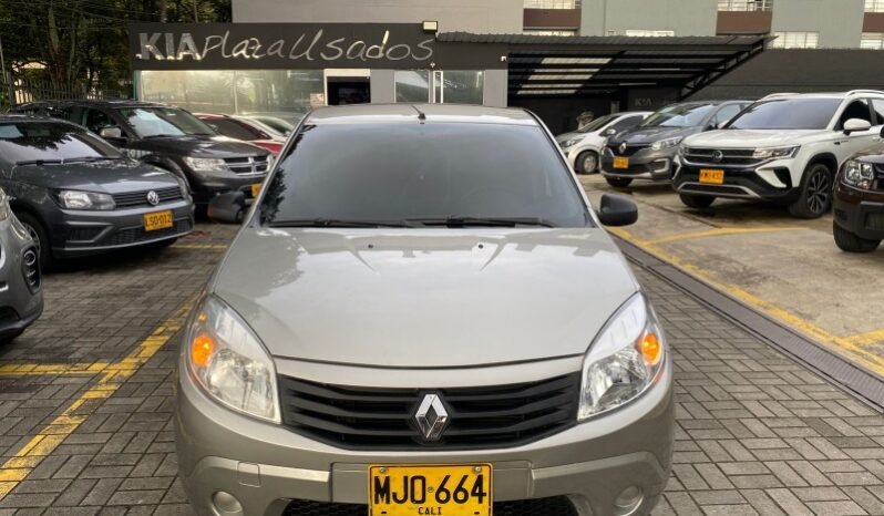
								Renault Sandero full									