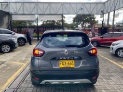 
										Renault captur zen full									