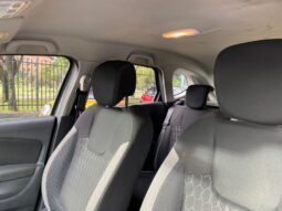 
										Renault captur zen full									