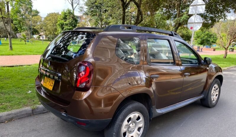 
								Renault Duster expression full									