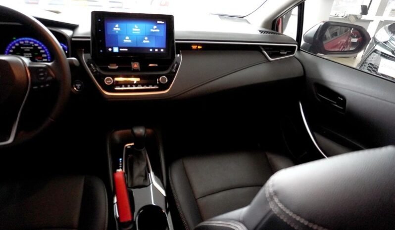 
								Toyota Corolla full									