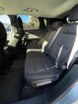 
										Ford Escape full									