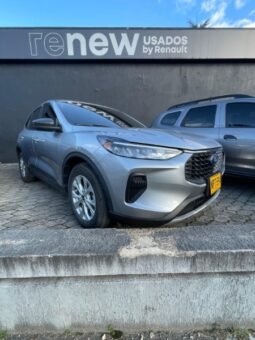 
										Ford Escape full									