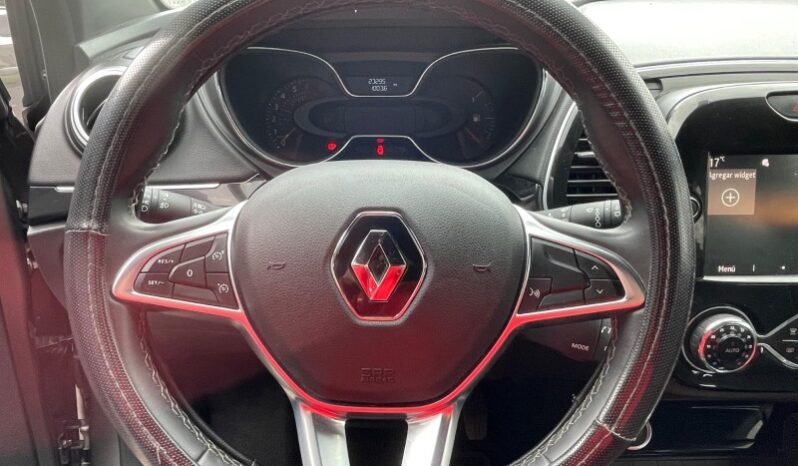 
								Renault captur iconic full									