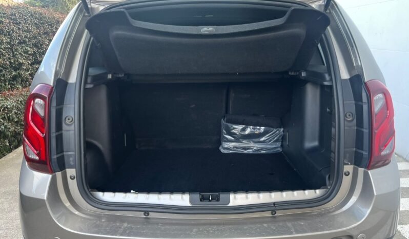 
								Renault DUSTER DYNAMIQUEINTENS full									