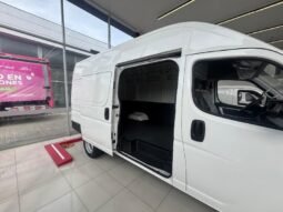 
										Dongfeng BIG VAN CARGO full									